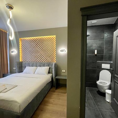 Grand Jnk Boutique Hotel Kukes エクステリア 写真