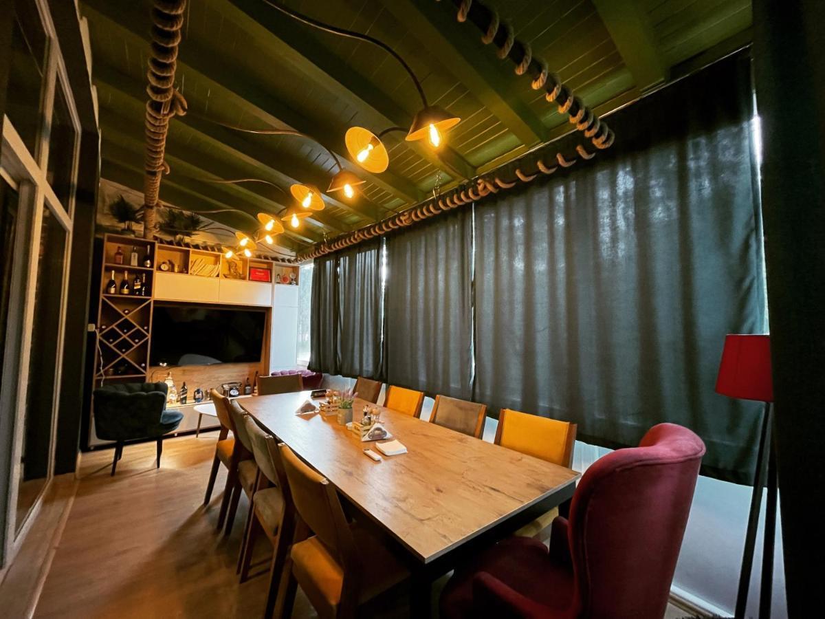 Grand Jnk Boutique Hotel Kukes エクステリア 写真